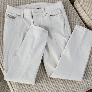 Whitehouse, Black Market, Off White  Skinny Jeans, Size 6